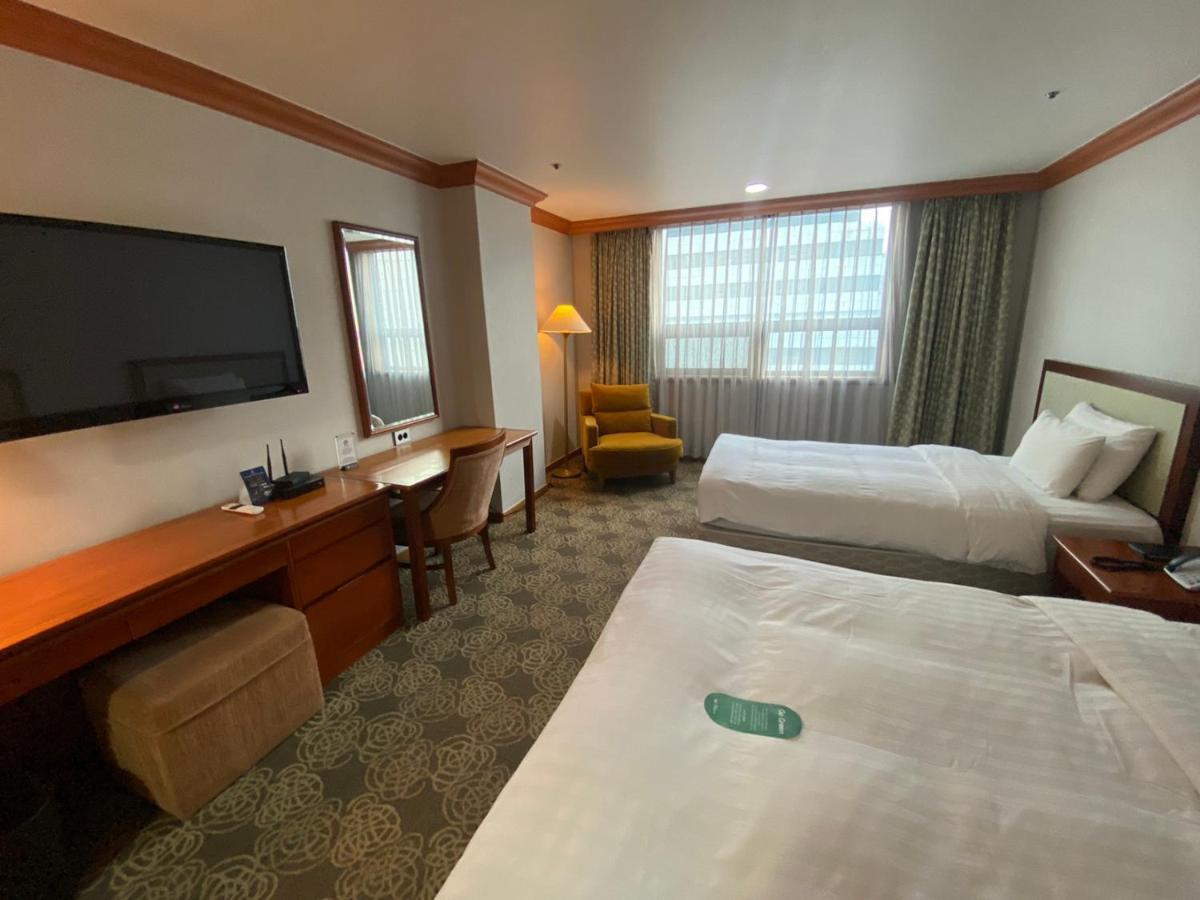 Hotel International Чханвон Экстерьер фото