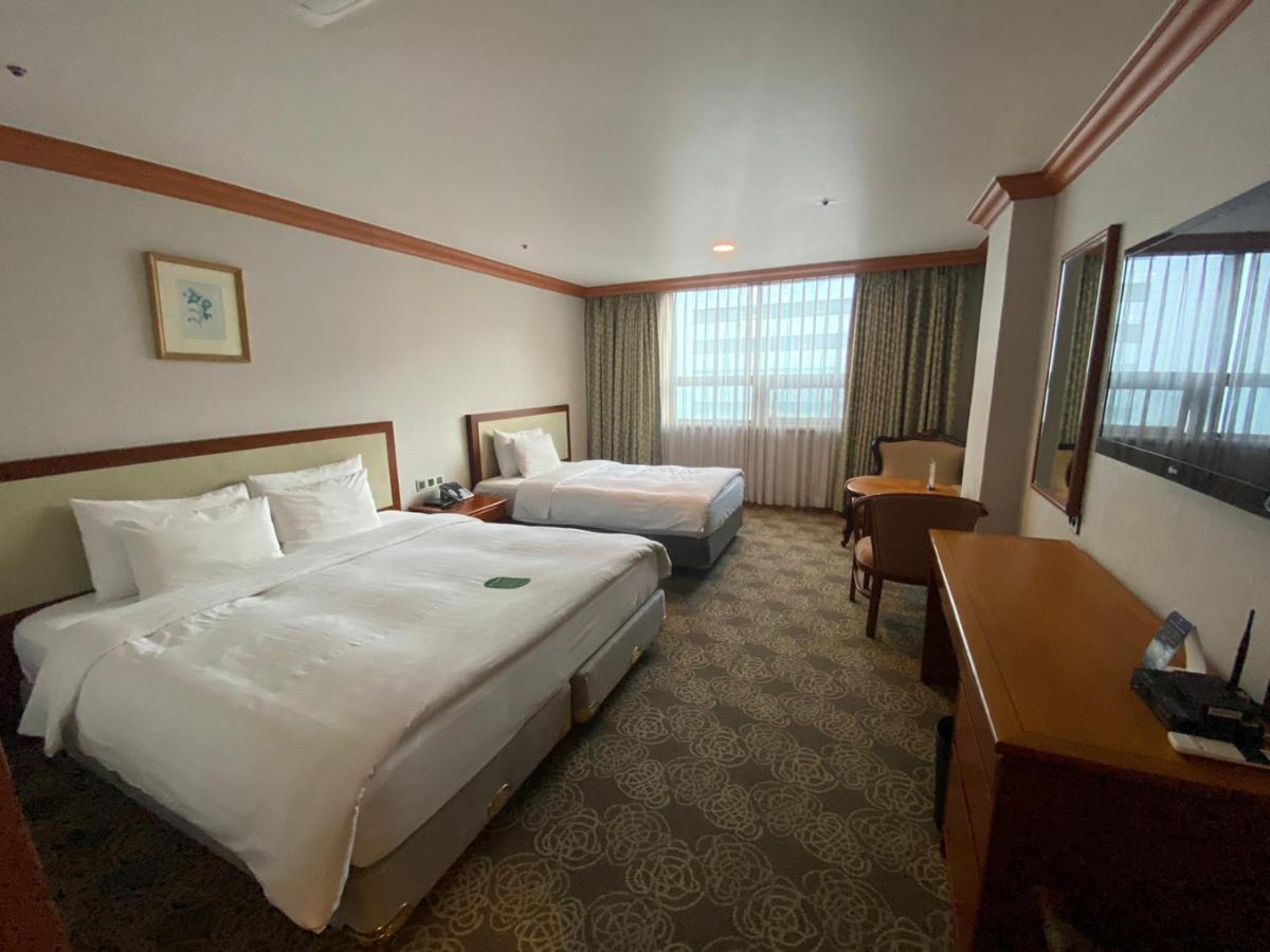 Hotel International Чханвон Экстерьер фото