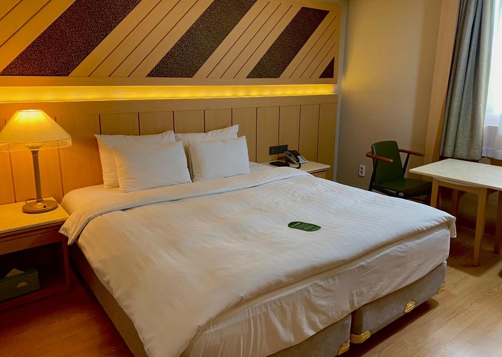 Hotel International Чханвон Экстерьер фото