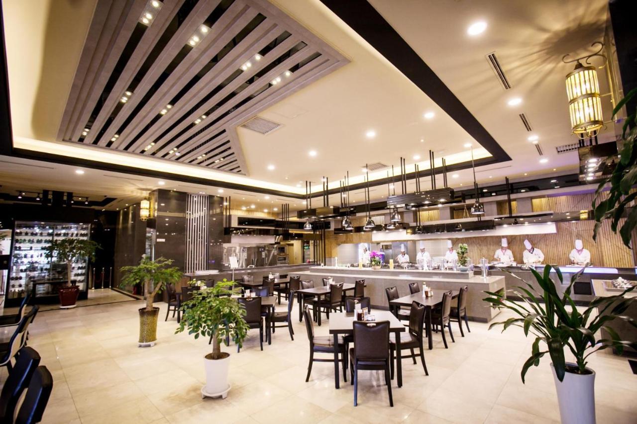 Hotel International Чханвон Экстерьер фото